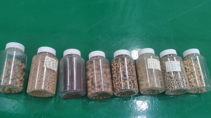 small Koi/Carp feed pellet extruder in the Philippines